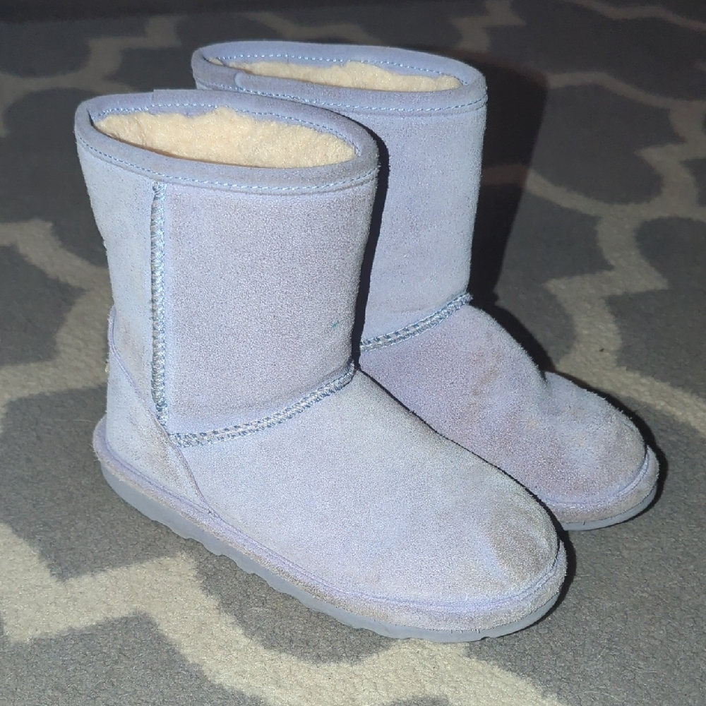 BearPaw Kids Boots in Light Purple